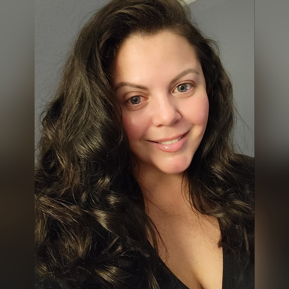 Meet your Posher, Coni Renee - Picture 1 of 1